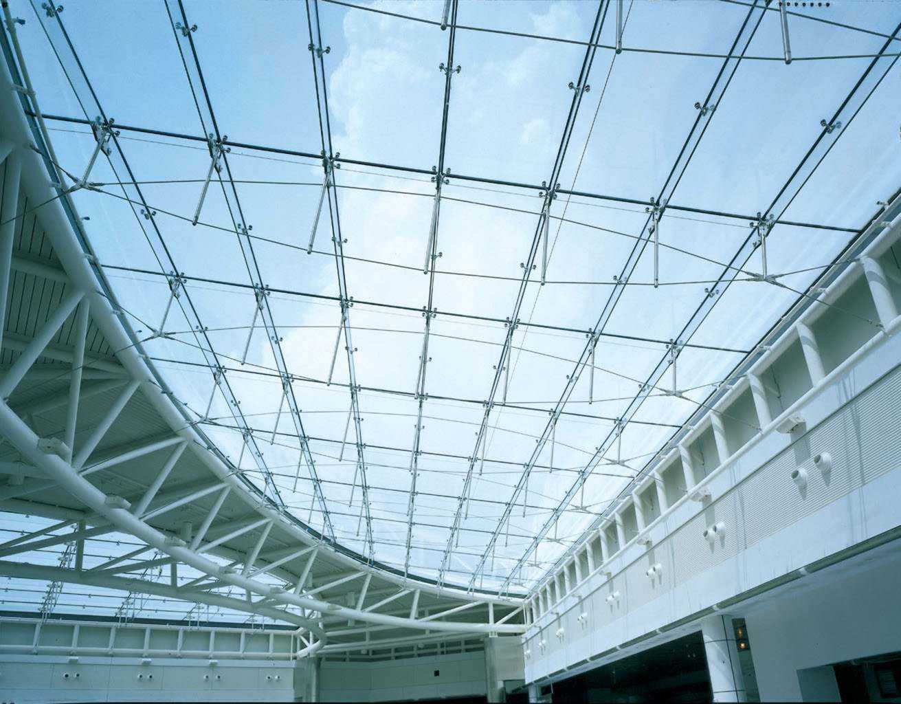 鋼化玻璃需要重視,齊看鋼化玻璃應如何選擇!