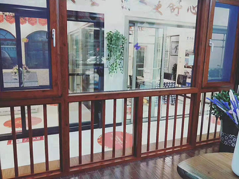 您家的陽(yáng)臺(tái)窗安全嗎？