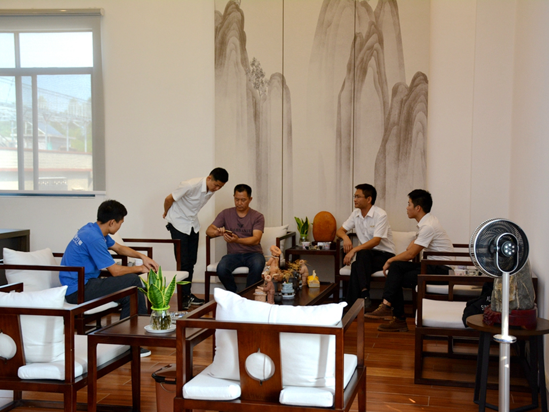 1570692219812655.jpg 10.jpg