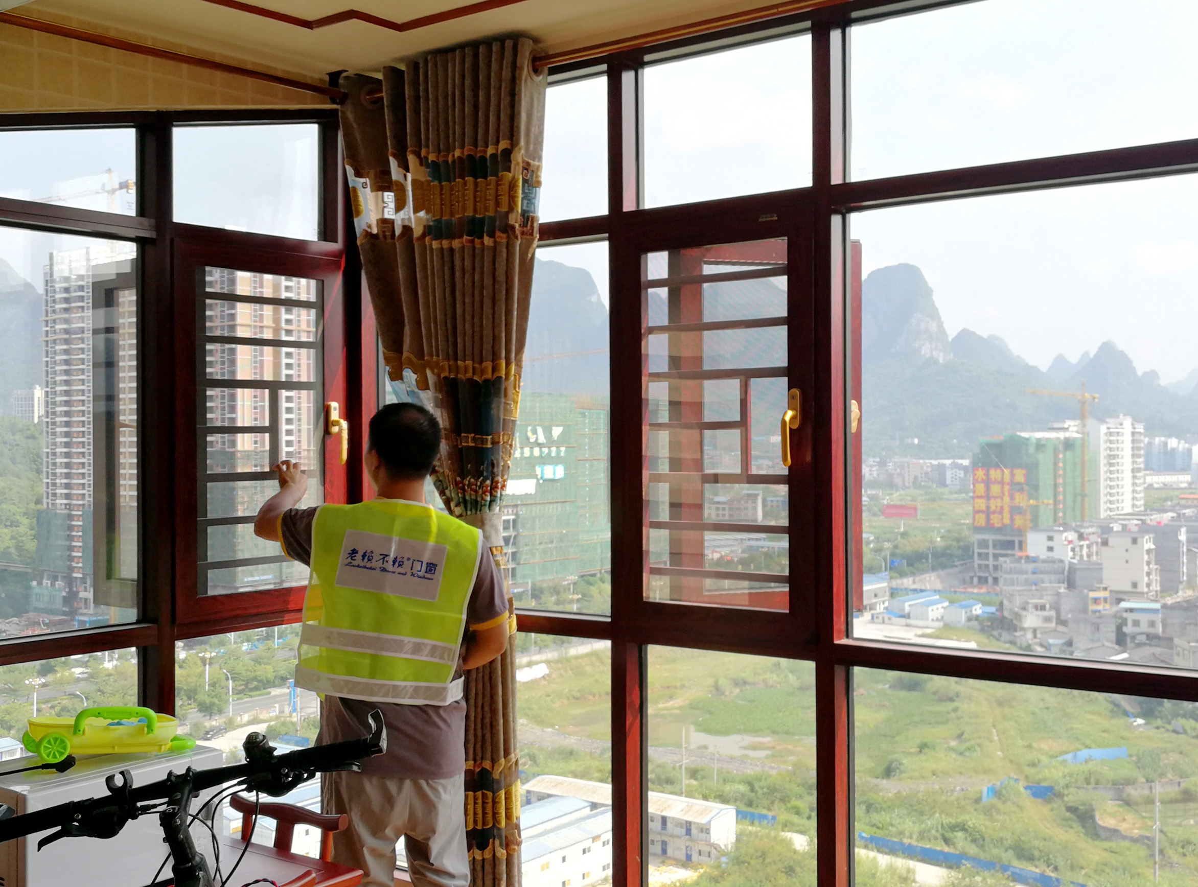 若想門窗“長久好”，清潔保養不可少！